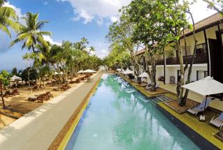 Pandanus Beach Resort & Spa