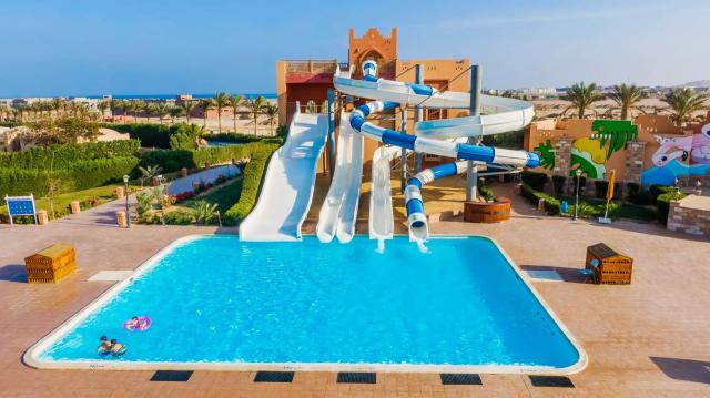 Dream Lagoon & Aqua Park Resort