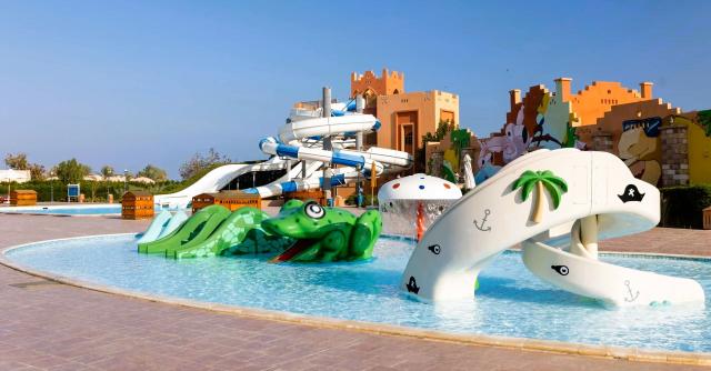 Dream Lagoon & Aqua Park Resort