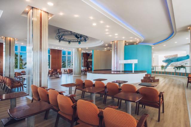 Iberostar Waves Bouganville Playa