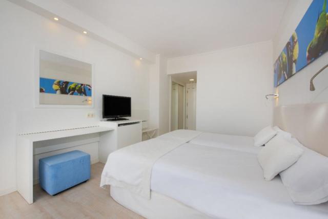 Iberostar Waves Bouganville Playa