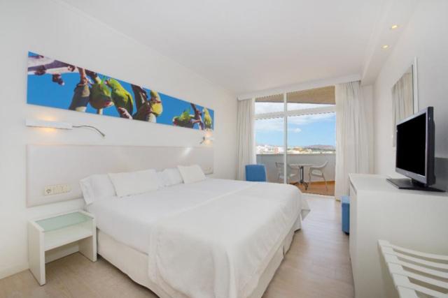 Iberostar Waves Bouganville Playa