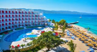 Royal Decameron Cornwall Beach Resort