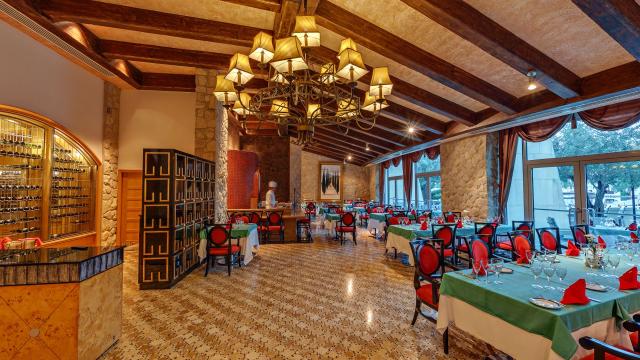 Calista Luxury