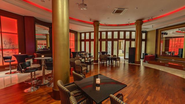 Calista Luxury