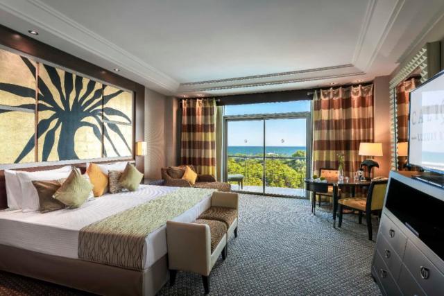Calista Luxury
