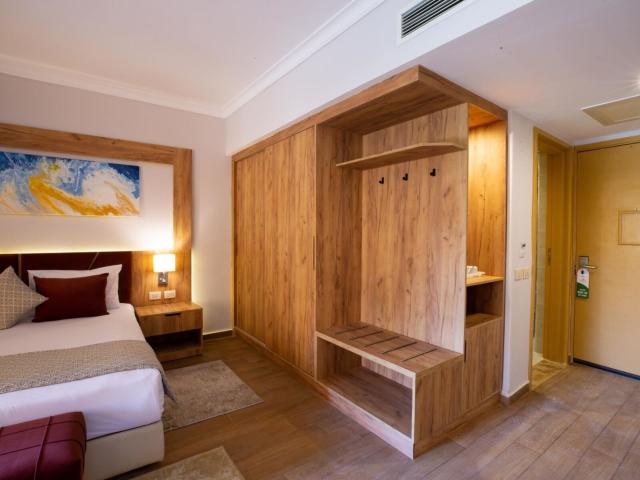 Stella Beach Resort & Spa