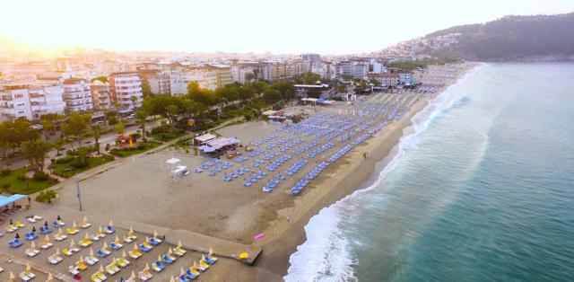Cleopatra Golden Beach