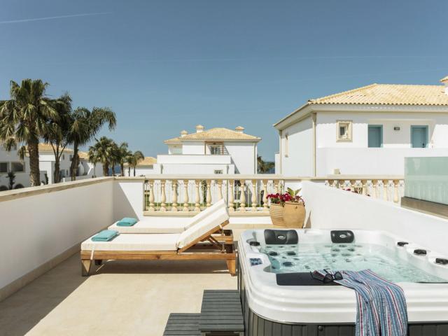Mitsis Laguna Exclusive Resort & Spa
