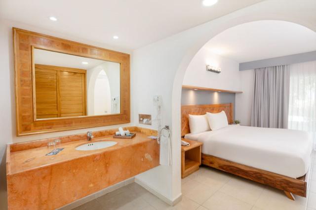 Beachscape Kin Ha Villas & Suites Cancun 