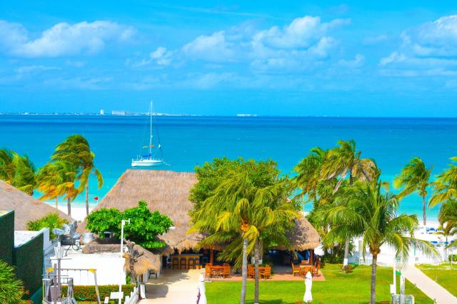 Beachscape Kin Ha Villas & Suites Cancun 
