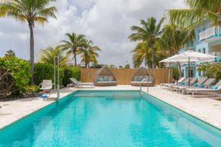 Dolphin Suites