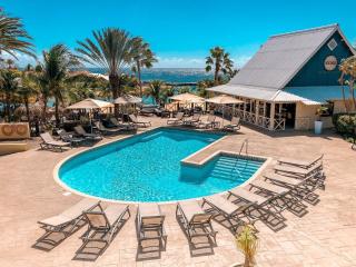 Lions Dive Beach Resort