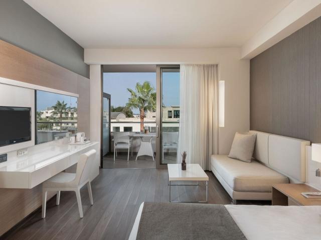 Avra Imperial Beach Resort & Spa