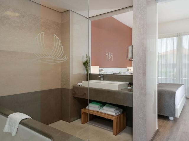 Avra Imperial Beach Resort & Spa