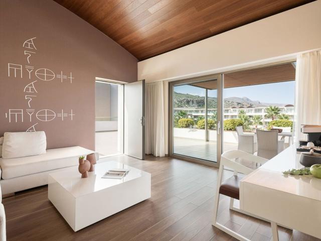 Avra Imperial Beach Resort & Spa