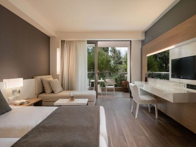 Avra Imperial Beach Resort & Spa
