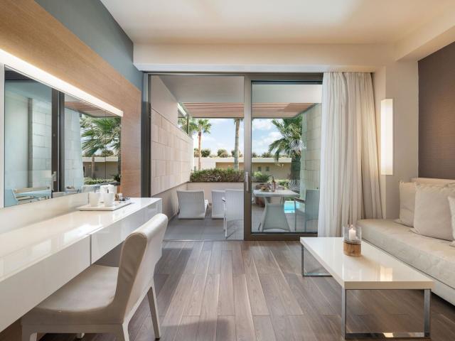 Avra Imperial Beach Resort & Spa