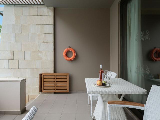 Avra Imperial Beach Resort & Spa
