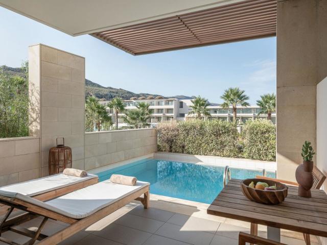 Avra Imperial Beach Resort & Spa