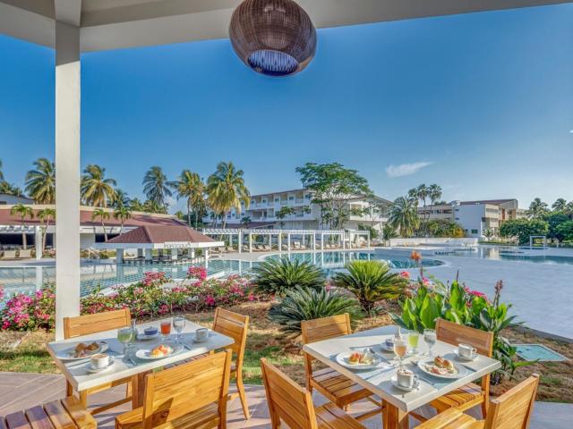 Sol Caribe Beach