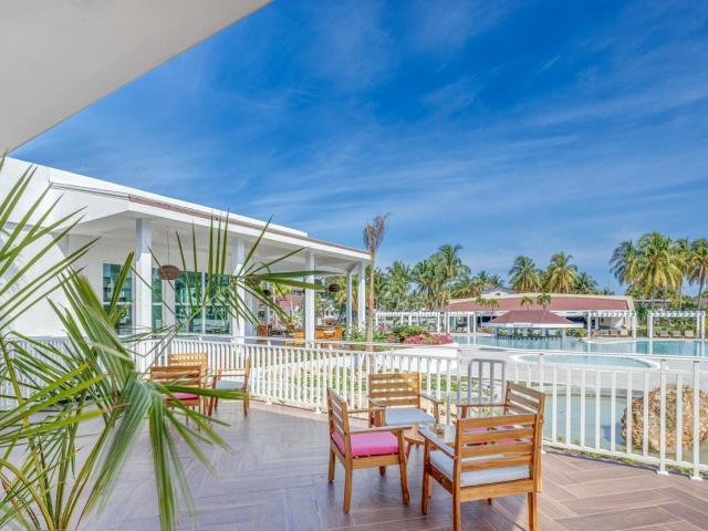 Sol Caribe Beach