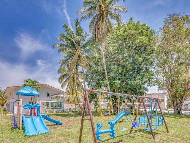 Sol Caribe Beach