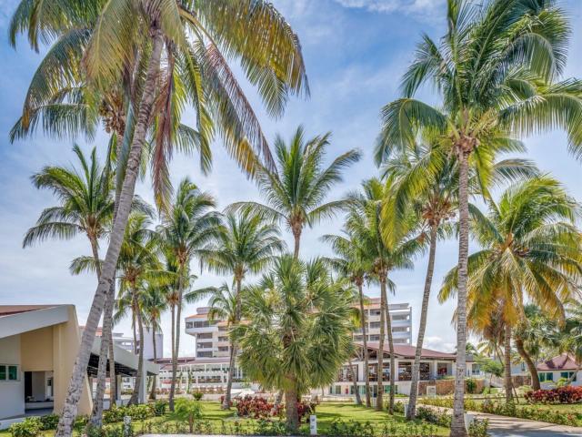 Sol Caribe Beach