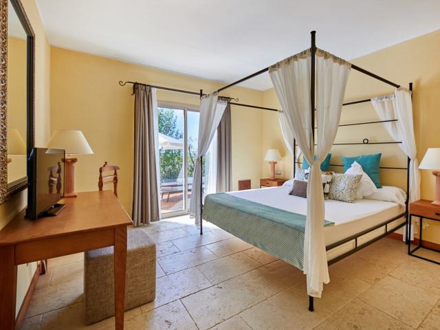 Pula Suites
