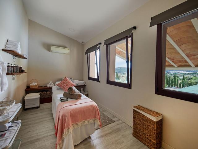 Pula Suites