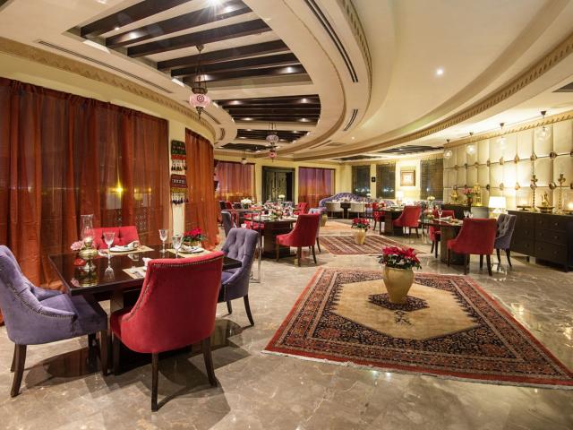 Sharq Village & Spa, a Ritz-Carlton