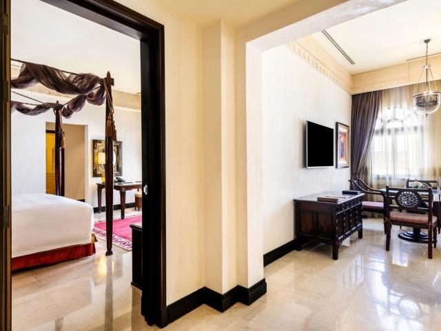 Sharq Village & Spa, a Ritz-Carlton