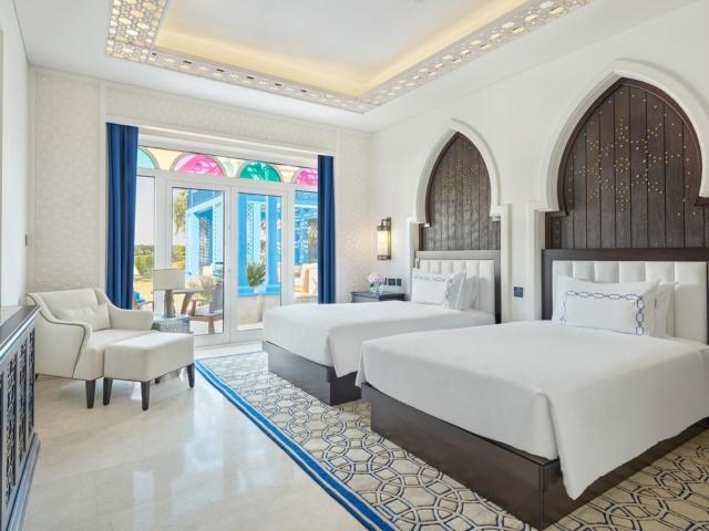 Hilton Salwa Beach Resort & Villas