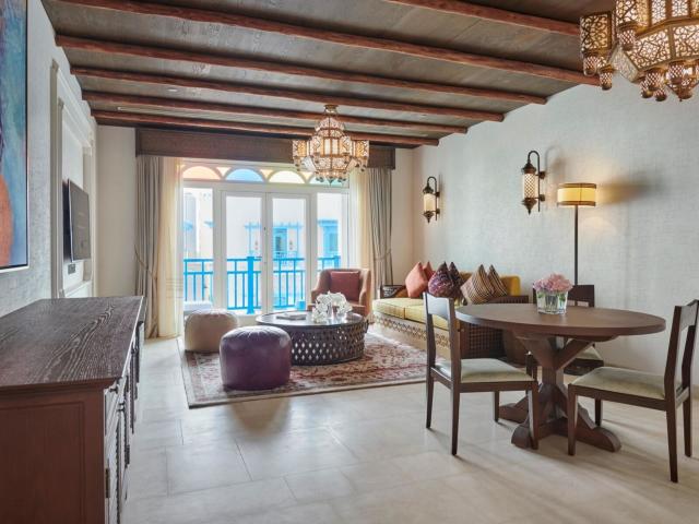 Hilton Salwa Beach Resort & Villas