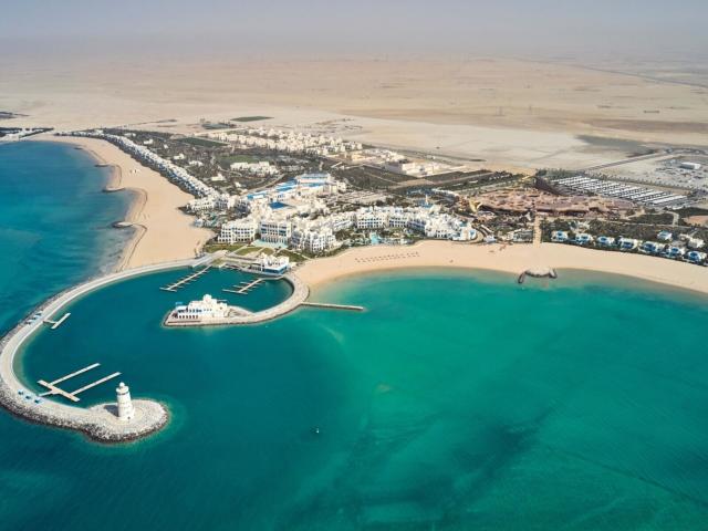 Hilton Salwa Beach Resort & Villas