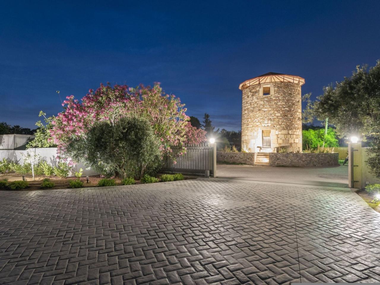 Apollon Windmill