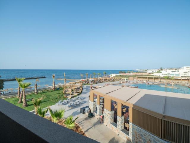 Senseana Sea Side Resort & Spa