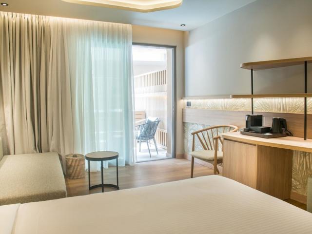 Senseana Sea Side Resort & Spa