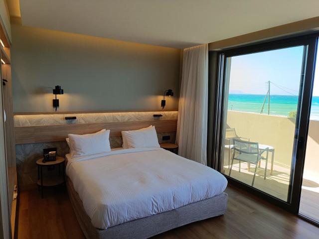 Senseana Sea Side Resort & Spa