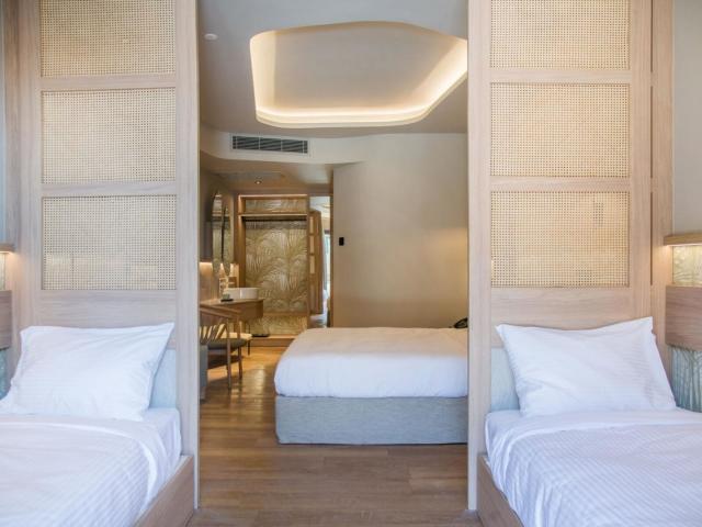 Senseana Sea Side Resort & Spa