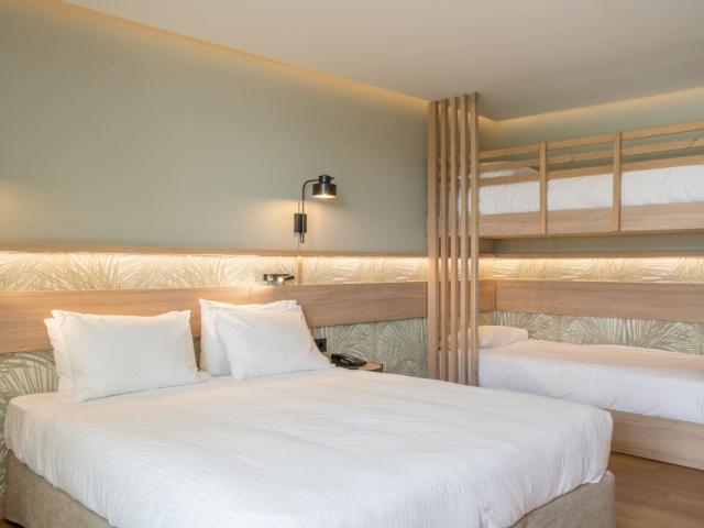 Senseana Sea Side Resort & Spa
