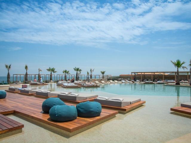 Senseana Sea Side Resort & Spa
