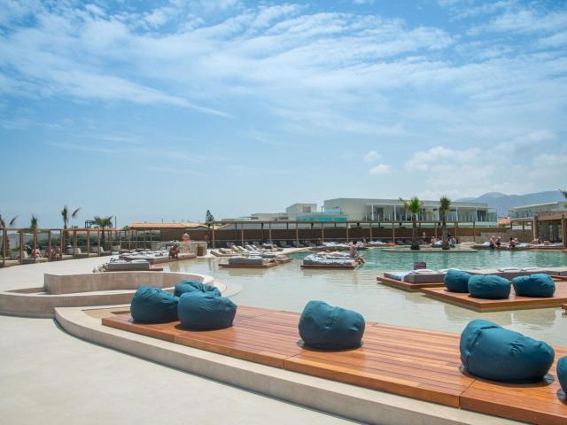 Senseana Sea Side Resort & Spa
