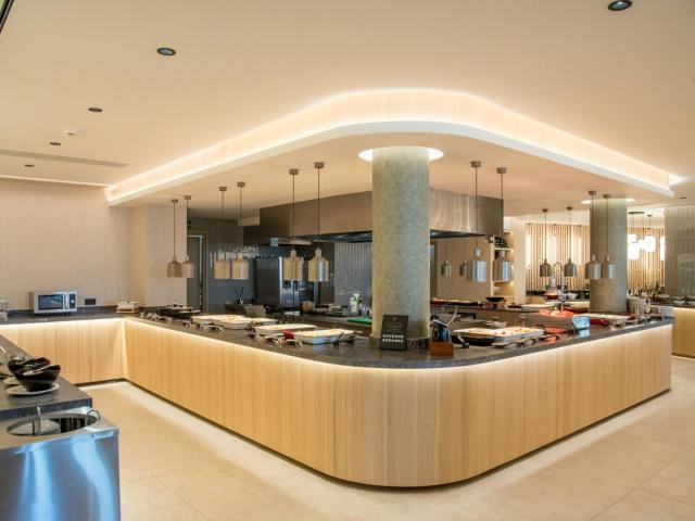Senseana Sea Side Resort & Spa