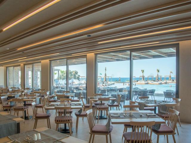 Senseana Sea Side Resort & Spa