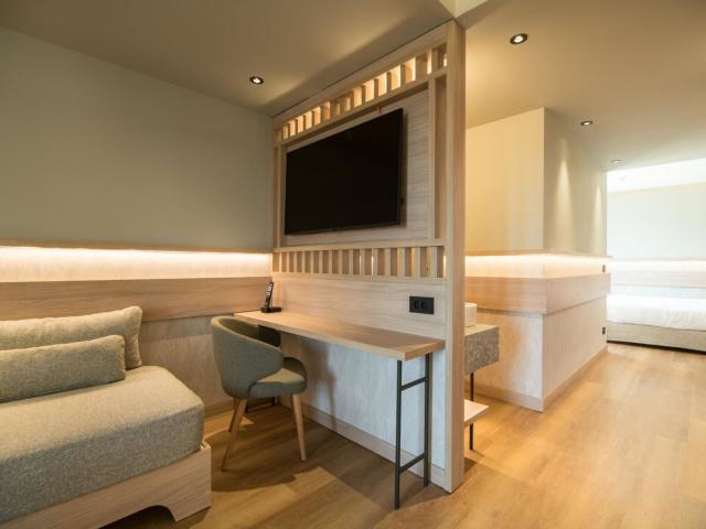 Senseana Sea Side Resort & Spa