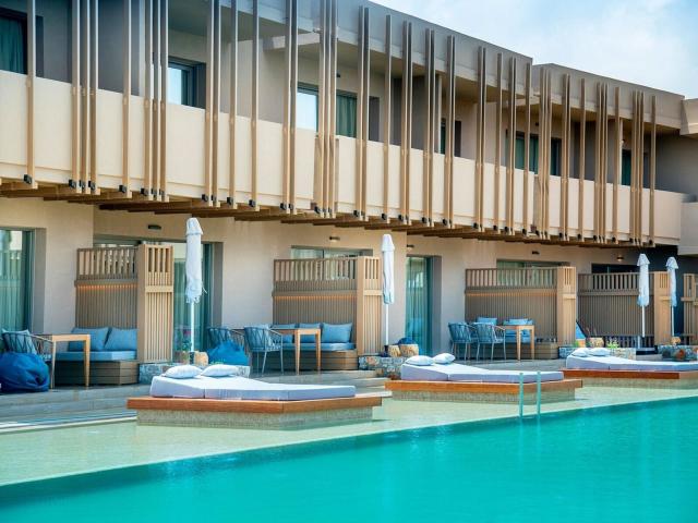 Senseana Sea Side Resort & Spa
