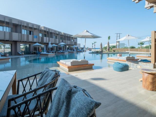 Senseana Sea Side Resort & Spa