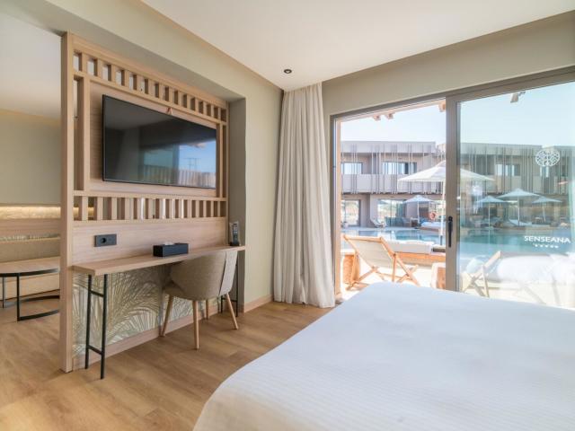 Senseana Sea Side Resort & Spa