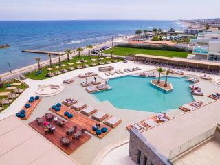 Senseana Sea Side Resort & Spa